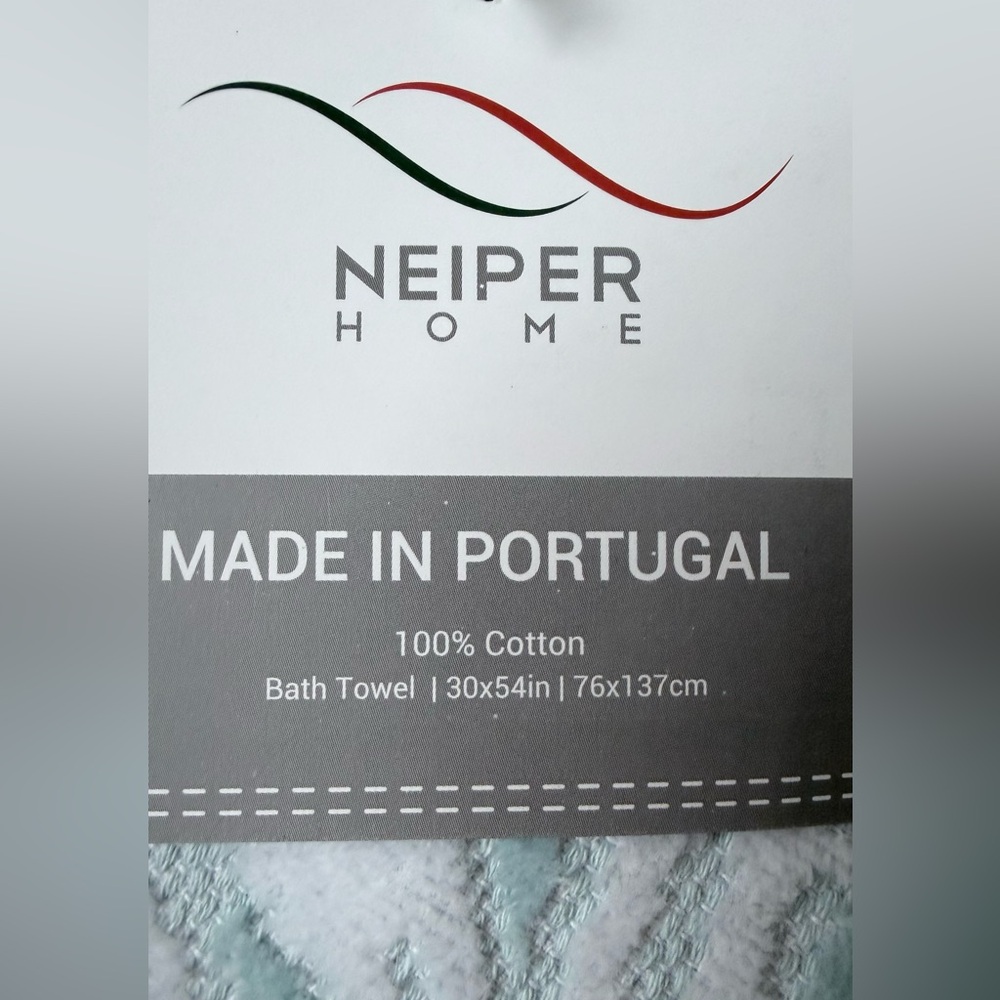 Neiper Aqua Floral Towels set of 8 bath towels - Picture 9 of 16